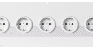 Steckdosenfeld mit 5 Schukosteckdosen nebeneinander, (66TE)