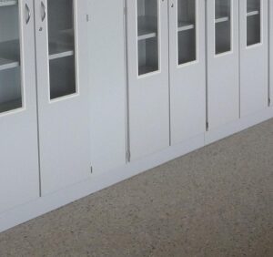 Schrank-Blendsockel vorne, Sockelhöhe 100mm, Länge 1m